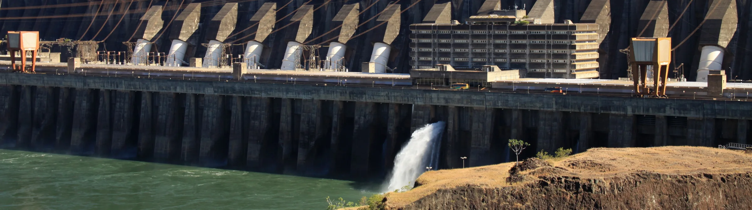 Infraestructura de la represa de Itaipú